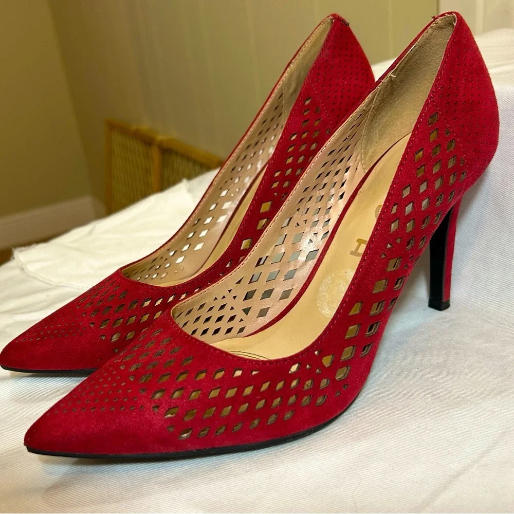 Unisa Red,Velvety,Cut-Out,Size 8M Stiletto Heel - Picture 1 of 11